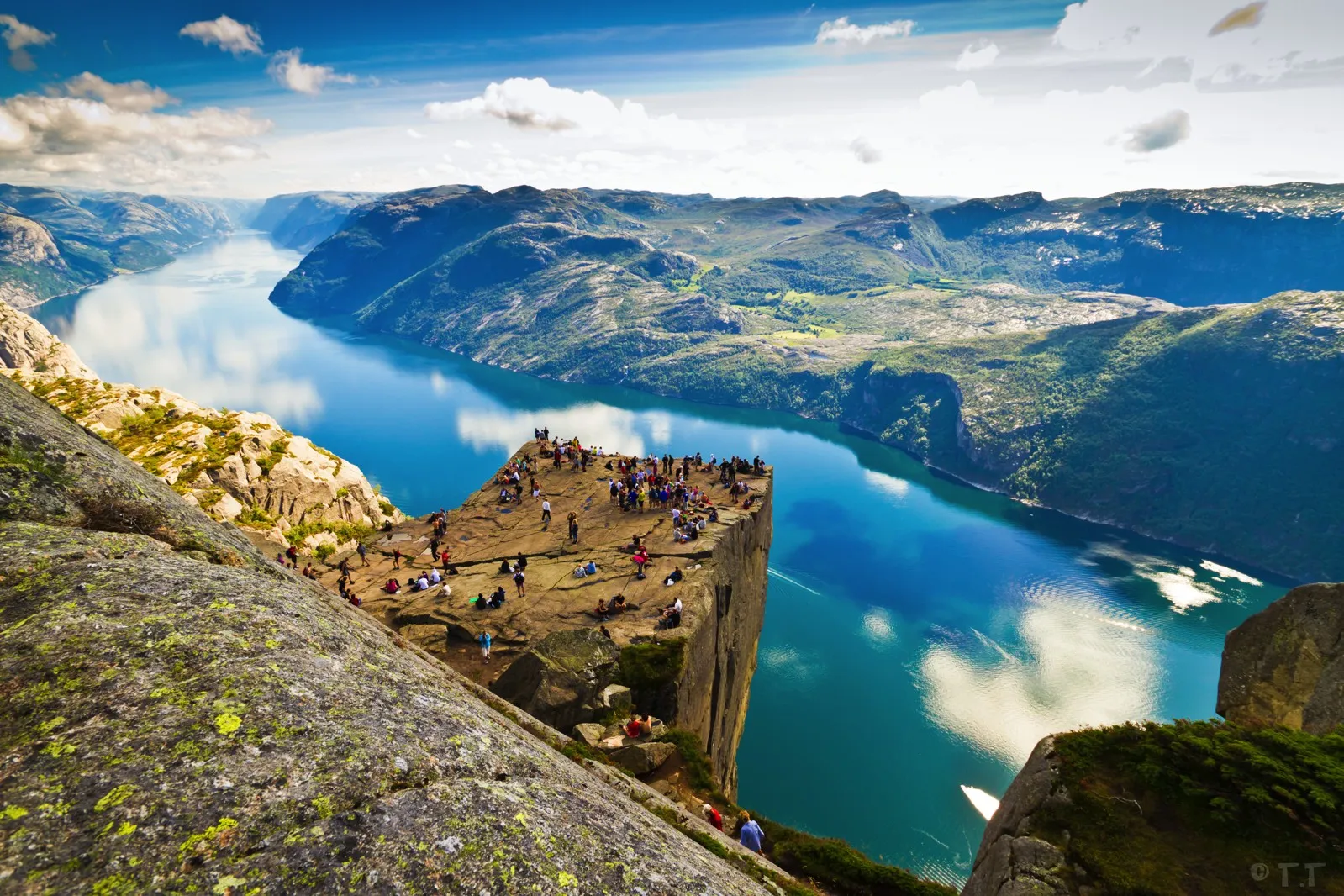 These Are The 8 Fjords You HAVE To Visit In Norway!