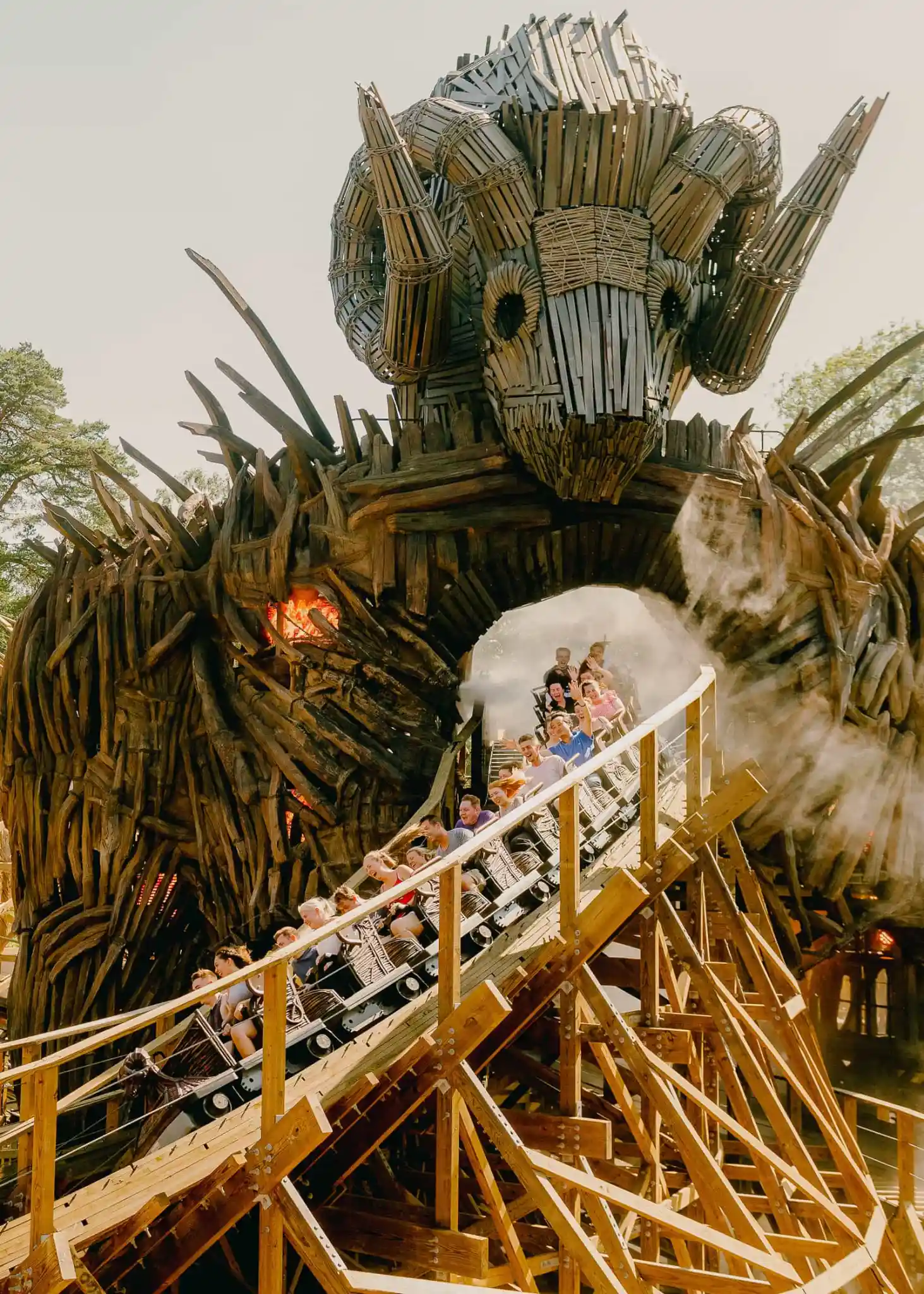 10 very Best Theme Parks In The UK To Visit (And How To Get Discount Tickets) 10 very Best Theme Parks In The UK To Visit (And How To Get Discount Tickets)