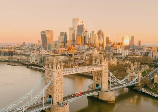 8 Very Best London Walks for Tourists (and locals): From Landmarks to Hidden Gems